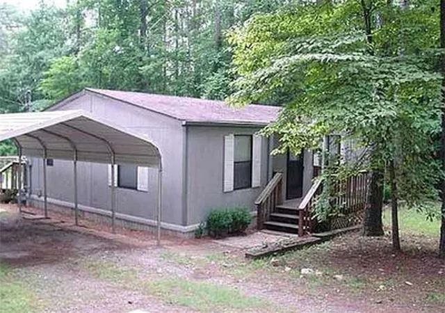 2nd image of 400 Sunset Dr, Acworth, GA 30102 | MLS# 7822573