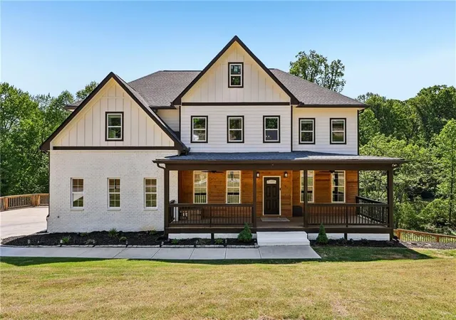 Photo 1 of Sale Pending at 4214 Quail Crk Dr, Flowery Branch, GA 30542 | MLS# 7761006 | Listing updated on 2026-09-26