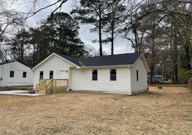 Photo 3 of Single family home for sale at 5385 Booker T Dr, Morrow, GA 30260 | MLS# 7819649 | Listing updated on 2026-10-20