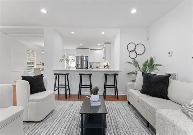 5th image of 382 Deckner Ave Sw, Atlanta, GA 30310 | MLS# 7727570