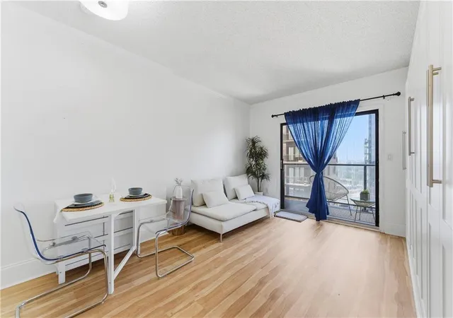 3rd image of 1280 W Peachtree St Nw #2814, Atlanta, GA 30309 | MLS# 7757674