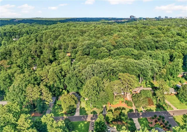 47th image of 6885 Heathfield Dr, Atlanta, GA 30328 | MLS# 7794106