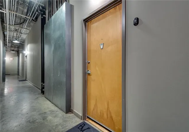 2nd image of 3235 Roswell Rd #709, Atlanta, GA 30305 | MLS# 7754388