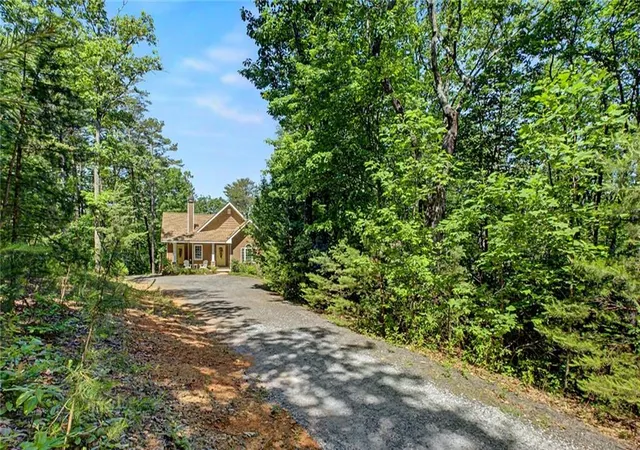 3rd image of 498 Amicalola Woods Rd, Dawsonville, GA 30534 | MLS# 7770458