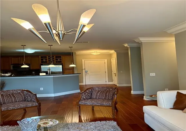 2nd image of 901 Abernathy Rd Ne, Atlanta, GA 30328