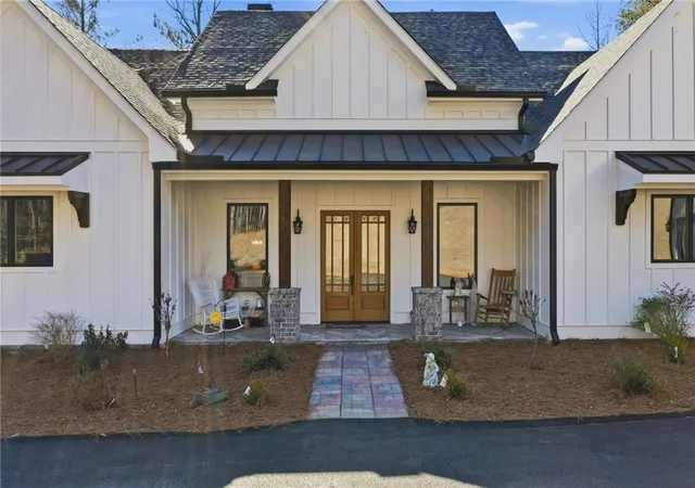 Photo 3 of Sale Pending at 1785 Hubbard Rd, Dawsonville, GA 30534 | MLS# 7716107 | Listing updated on 2026-10-02