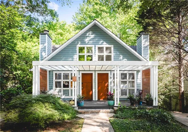 Homes for sale in Atlanta, GA | 452 Sinclair Ave Ne, Atlanta, GA 30307 | MLS# 7797744
