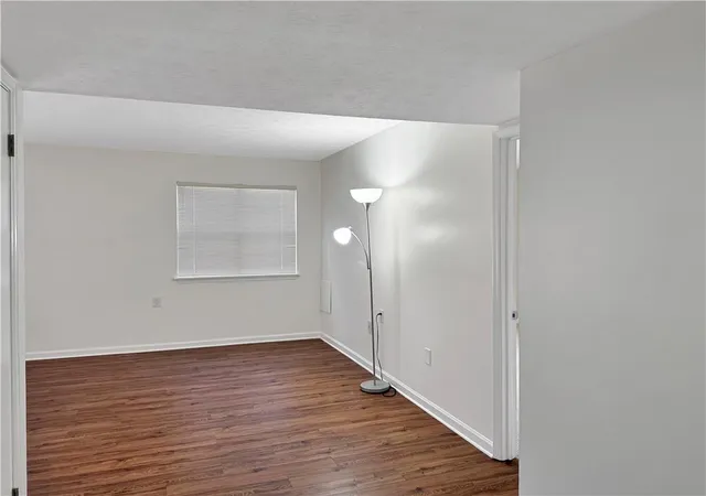 Photo 3 of Sale Pending at 475 Mount Vernon Hwy NE #C131, Sandy Springs, GA 30328 | MLS# 7772358 | Listing updated on 2026-10-01