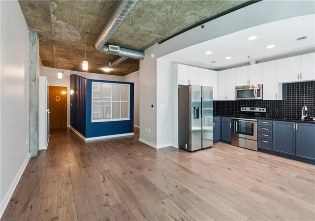 1st image of 923 Peachtree St Ne #1523, Atlanta, GA 30309 | MLS# 7770835