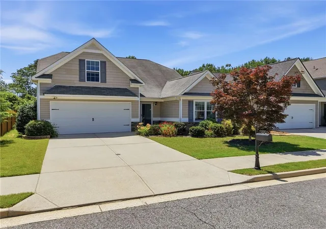 3rd image of 536 Gardenview Rd, Canton, GA 30114 | MLS# 7781194