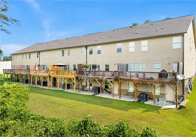 Photo 2 of Townhouse for sale at 260 Jackson Pl NW #17, Lilburn, GA 30047 | MLS# 7798186 | Listing updated on 2026-10-31