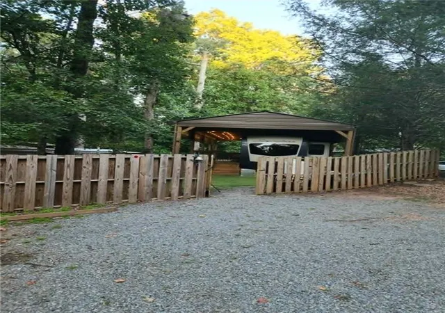 Photo 2 of Single family home for sale at 68 10th Street, Ellijay, GA 30540 | MLS# 7830243 | Listing updated on 2026-09-01