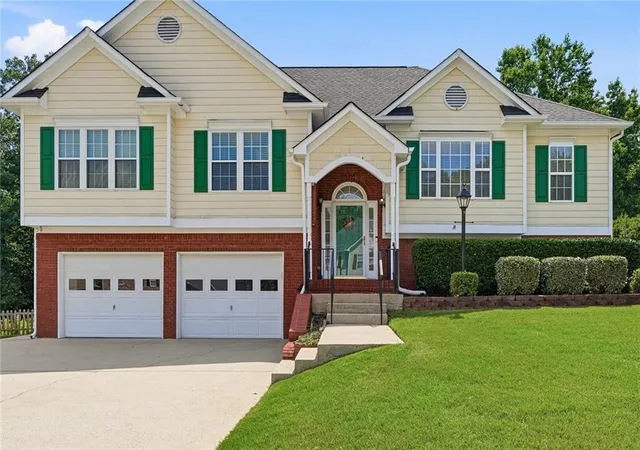 Homes for sale in Douglasville, GA | 2343 Bluff Creek Overlook, Douglasville, GA 30135 | MLS# 7781193