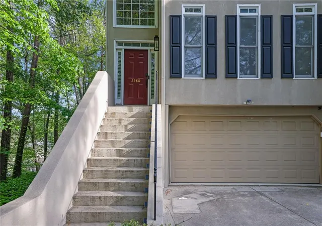 Photo 3 of Townhouse for sale at 2588 Oakwood Way SE, Smyrna, GA 30080 | MLS# 7819849 | Listing updated on 2026-09-13