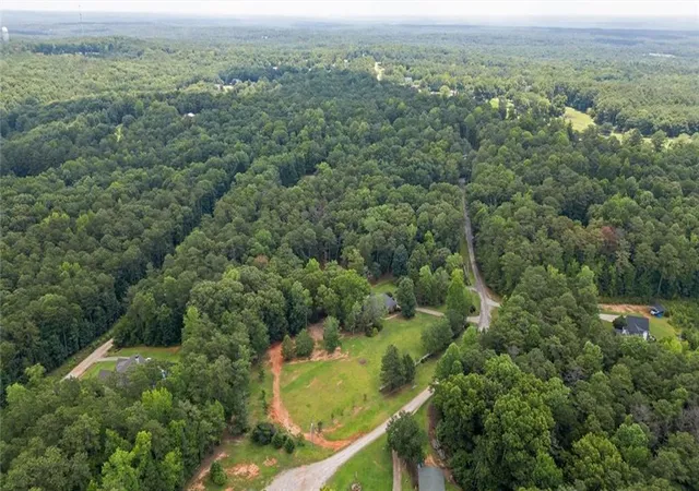 Photo 3 of Sale Pending at 9790 Ct Lynn Ln, Winston, GA 30187 | MLS# 7808590 | Listing updated on 2026-10-04