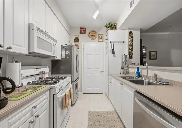 5th image of 424 Lindbergh Dr Ne #205, Atlanta, GA 30305 | MLS# 7808731