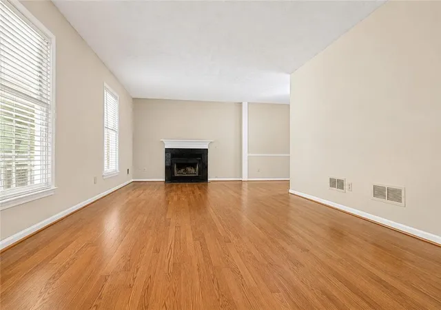 Photo 3 of Single family home for sale at 4117 Summer Wood Dr, Snellville, GA 30039 | MLS# 7815294 | Listing updated on 2026-09-19