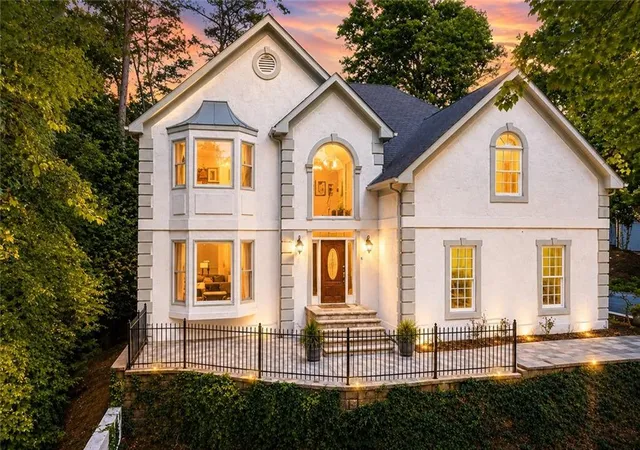 Photo 3 of Single family home for sale at 9570 Huntcliff Tr, Sandy Springs, GA 30350 | MLS# 7758336 | Listing updated on 2026-06-18