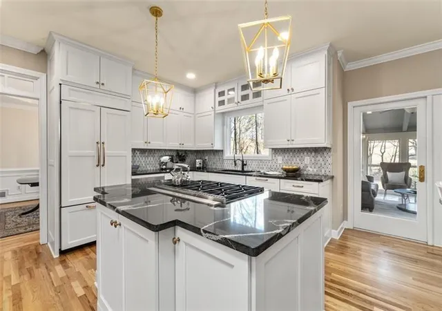 Photo 3 of Single family home for sale at 9570 Huntcliff Tr, Sandy Springs, GA 30350 | MLS# 7758336 | Listing updated on 2026-06-18