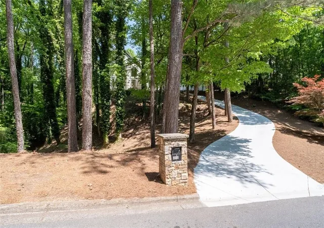 61st image of 9570 Huntcliff Tr, Sandy Springs, GA 30350 | MLS# 7758336