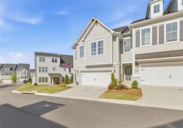 Photo 2 of Townhouse for sale at 1240 Willowcrest, Cumming, GA 30041 | MLS# 7753072 | Listing updated on 2026-08-18