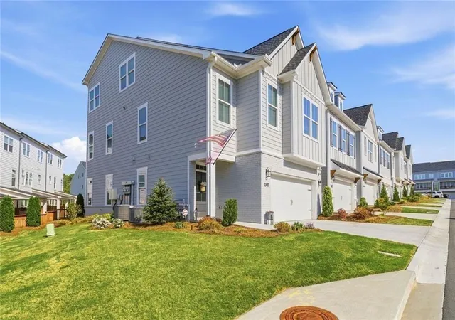 Photo 3 of Townhouse for sale at 1240 Willowcrest, Cumming, GA 30041 | MLS# 7753072 | Listing updated on 2026-08-18