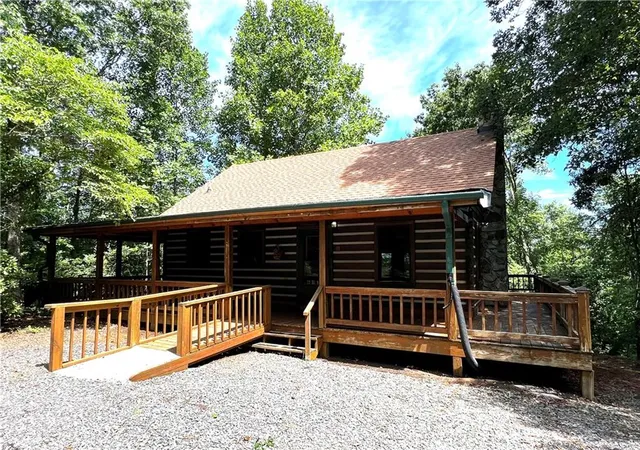 2nd image of 187 Tiffany Ln, Mineral Bluff, GA 30559 | MLS# 7788310