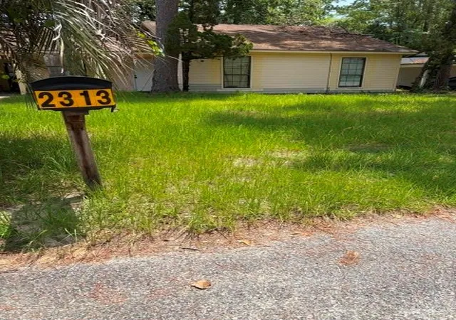 2nd image of 2313 Glynn Cir, Valdosta, GA 31602 | MLS# 7815178