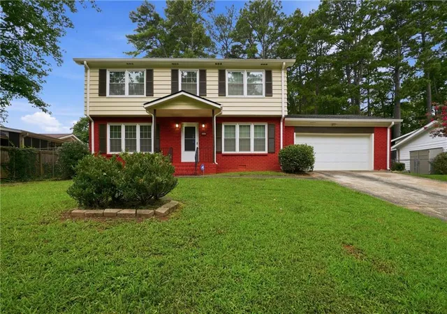 image of 1604 Drayton Woods Dr, Tucker, GA 30084 | MLS# 7821369
