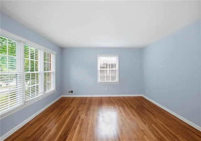 image of 1604 Drayton Woods Dr, Tucker, GA 30084 | MLS# 7821369