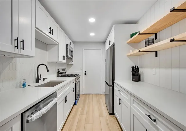 2nd image of 6851 Roswell Rd #Q16, Atlanta, GA 30328 | MLS# 7802436