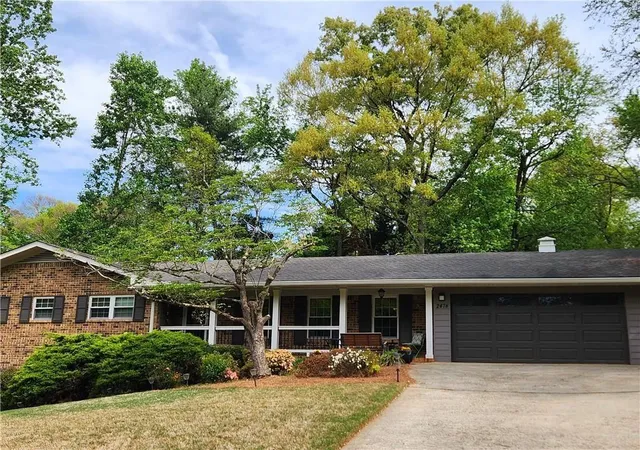 Photo 2 of Sale Pending at 2478 Brookhurst Dr, Atlanta, GA 30338 | MLS# 7790805 | Listing updated on 2026-08-26