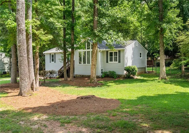 Photo 4 of Single family home for sale at 510 Magnolia Dr, Woodstock, GA 30188 | MLS# 7749418 | Listing updated on 2026-09-24
