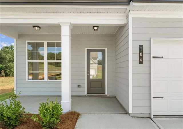 2nd image of 104 Bluefin St, Adairsville, GA 30103 | MLS# 7775447