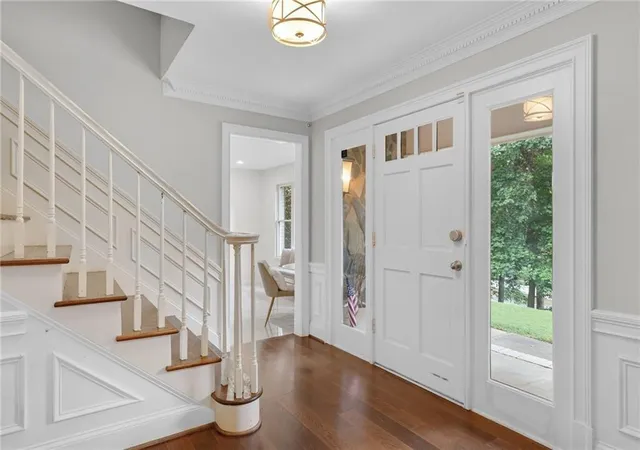 3rd image of 2660 Spalding Dr, Sandy Springs, GA 30350 | MLS# 7710195
