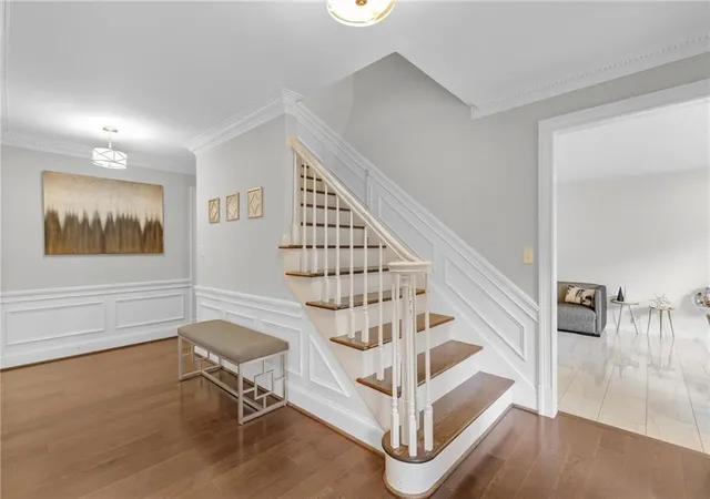 4th image of 2660 Spalding Dr, Sandy Springs, GA 30350 | MLS# 7710195