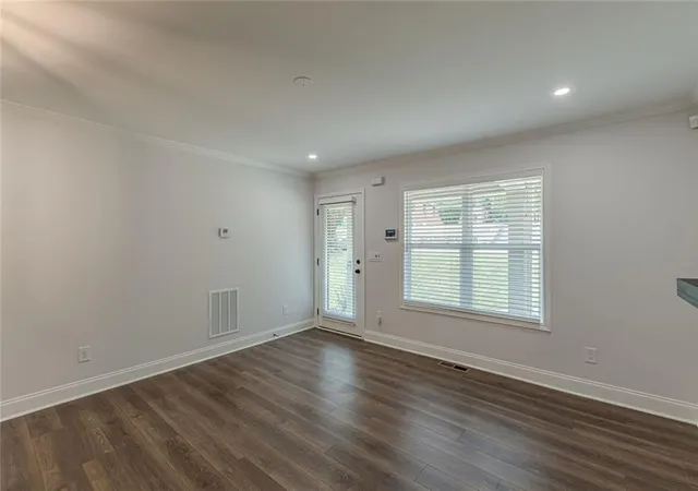 4th image of 1827 Thomasville Dr Se, Atlanta, GA 30315 | MLS# 7773976