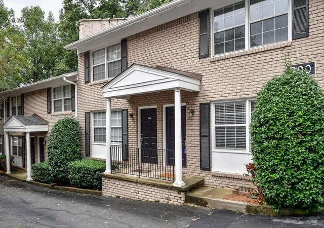 Condominium at 2232 Dunseath Ave Nw #310, Atlanta, GA 30318 | MLS# 6085114 |  | Sold on 2018-11-26