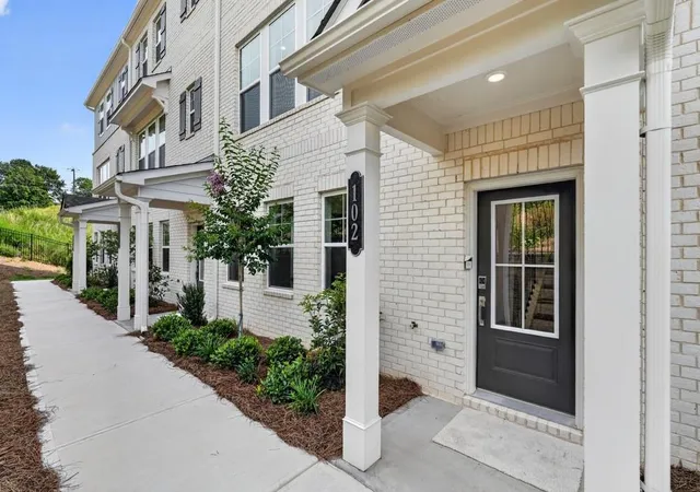 2nd image of 102 Epperly Wy, Tucker, GA 30084 | MLS# 7774105