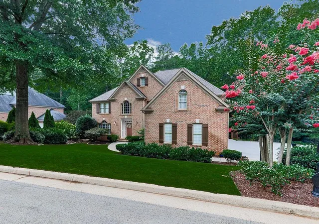 Photo 1 of Sale Pending at 5037 Towne Lake Hills N, Woodstock, GA 30189 | MLS# 7785696 | Listing updated on 2026-08-21