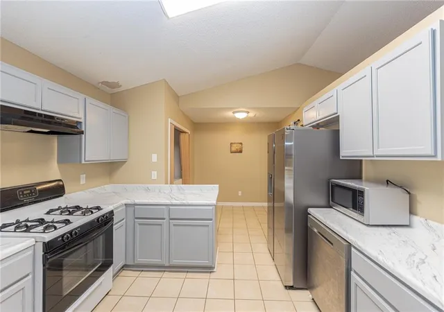 3rd image of 4938 Terrace Green Tr, Stone Mountain, GA 30088 | MLS# 7648817