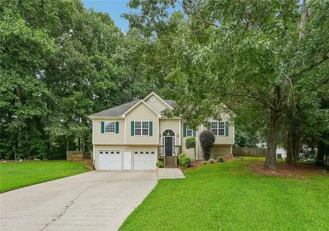 1st image of 245 Glen Ridge Dr, Villa Rica, GA 30180 | MLS# 7817100