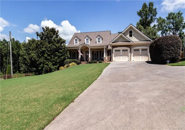 2nd image of 11 Waterstone Dr, Cartersville, GA 30121 | MLS# 7797798