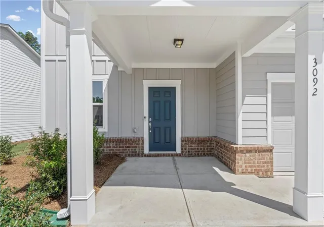 3rd image of 3092 Orwell Dr, Gainesville, GA 30507 | MLS# 7766440