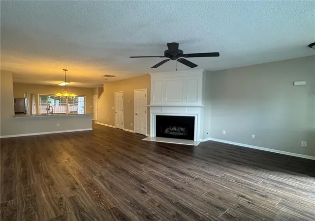 Photo 3 of Townhouse for sale at 280 Devonshire Dr, Alpharetta, GA 30022 | MLS# 7803174 | Listing updated on 2026-09-07
