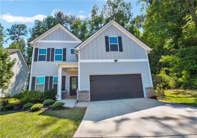 2nd image of 2099 Easterwood Ter, Decatur, GA 30032 | MLS# 7728108