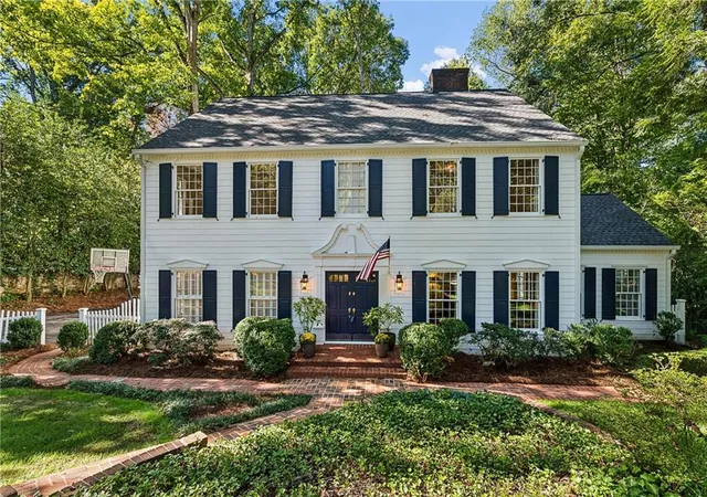 Photo 1 of Single family home for sale at 2340 Christophers Walk Nw, Atlanta, GA 30327 | MLS# 7835444 | Listing updated on 2026-10-13