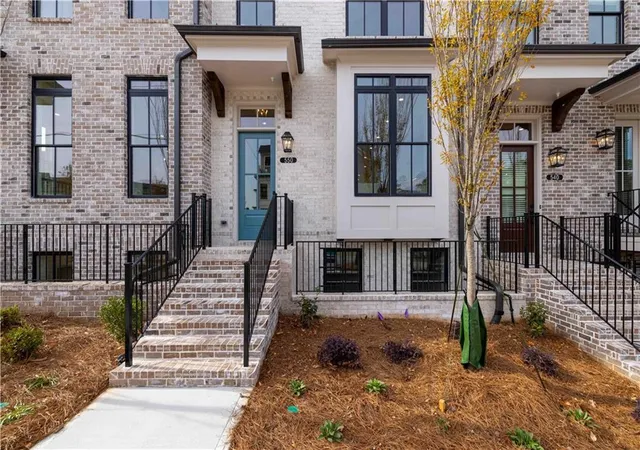 3rd image of 3228 Brunel Ln #10, Peachtree Corners, GA 30092 | MLS# 7821150