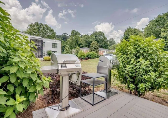 26th image of 68 Peachtree Memorial Dr Nw #68-2, Atlanta, GA 30309 | MLS# 7772090