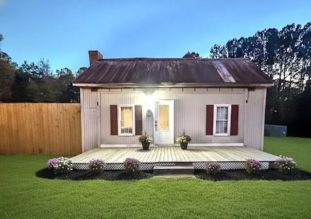 1st image of 1919 Bethel Rd Ne, Conyers, GA 30012 | MLS# 7689900